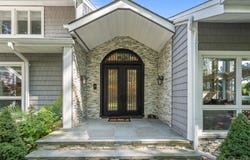 5 Coon Hollow Road, Lloyd Harbor, NY 11743