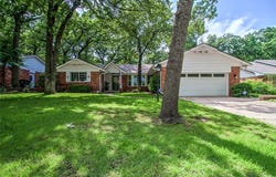 2105 N Alexander Lane, Bethany, OK 73008