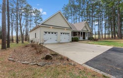 102 Woodland, Anna, IL 62906