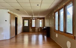 6620 E State Road 10, Knox, IN 46534