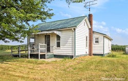 4651 E Pierce Road, Ithaca, MI 48847