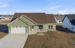 25 Betty Boyd Lane, Brandenburg, KY 40108