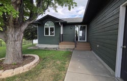 308 Prairie Cir, Harrisburg, SD 57032