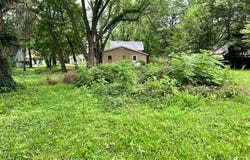 1402 POPLAR Street, Lamar, MO 64759