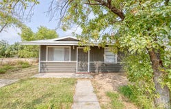 315 E Bexar St, Crystal City, TX 78839