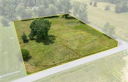 2672 S Lake Road S, Scottsburg, IN 47170