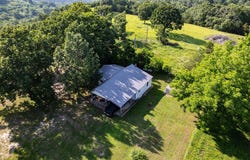 6034 Flat Creek Road, Cape Fair, MO 65624