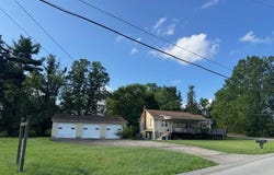 920 Collinsburg Road, Rostraver, PA 15089