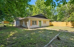 202 W Burnham Avenue, Sapulpa, OK 74066
