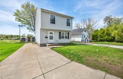 1086 Peach Boulevard, Willoughby, OH 44094