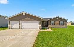 411 Edwin Drive, Dupo, IL 62239