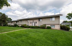 1336-1338 S 14th Street, St. Charles, IL 60174