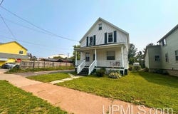 409 Norwood, Marquette, MI 49855