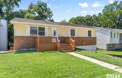 913 DIANE Court, Springfield, IL 62702