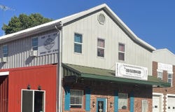 106 S MAIN STREET, Chamois, MO 65024
