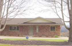 62 S Ridge Lane, Blue Eye, MO 65611