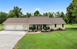 12590 E Osage Nation Road, Nevada, MO 64772