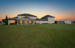 19220 Saddleback Drive, Mounds, OK 74047
