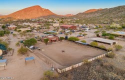 43014 N 12TH Street, New River, AZ 85087
