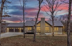 31550 Walsh Place, Edwards, MO 65326