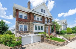 29 Hillcrest Circle, Watertown, MA 02472