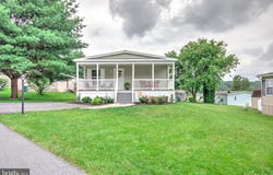 40 KIMBERLY AVENUE, NEW PROVIDENCE, PA 17560