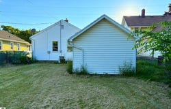 2205 S Pennsylvania Avenue, Lansing, MI 48910