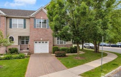 1206 Fir Court, Franklin Twsp, NJ 08873