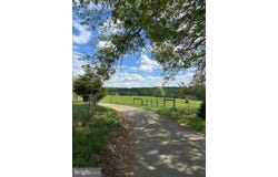 860 ALLENS LAKE ROAD, DILLWYN, VA 23936