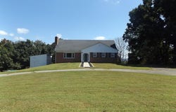 158 Old Coon Ridge Parkway, Hillsville, VA 24343