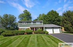 20 Rath Lane, East Brunswick, NJ 08816