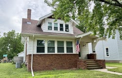 566 4th St SW, Huron, SD 57350