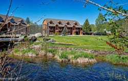 1 Elsie Peak Ct, Pinehurst, ID 83850