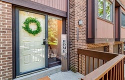 1203 Forest Edge Ct, McCandless, PA 15090