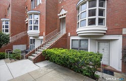 44 Temple Court, New Haven, CT 06510