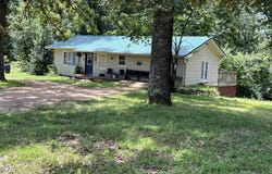 1103 Riverview Drive, Mammoth Spring, AR 72554