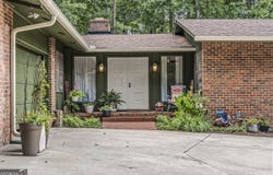 844 Sherwood, Elberton, GA 30635