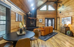 94 Bent Pine Trail, Broken Bow, OK 74728