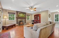 88 Pomeroy Rd, Madison Boro, NJ 07940-2621