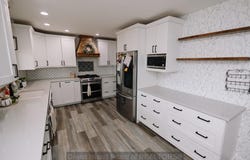 1205 N Howard Avenue, Grand Island, NE 68803
