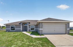 409 NE 25th Terrace, Cape Coral, FL 33909