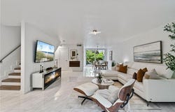 995 9th Ave S, NAPLES, FL 34102