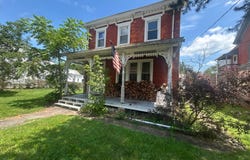 451 Main St, East Greenville, PA 18041