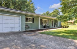 116 Eastwood Park Drive SE, Lenoir, NC 28645