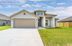921  E Sugar Loaf  ST, Prairie Grove, AR 72753
