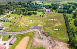 ASHMAN Road, BLACK CREEK, WI 54106