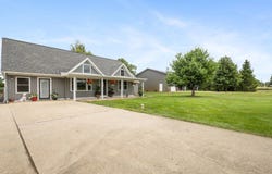 24920 Airline Road, Sturgis, MI 49091