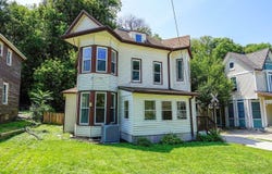 376 Lincoln Avenue, Council Bluffs, IA 51503