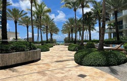 6799 Collins Ave, Miami Beach, FL 33141