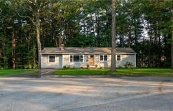 24 W Knollwood Circle, North Kingstown, RI 02852